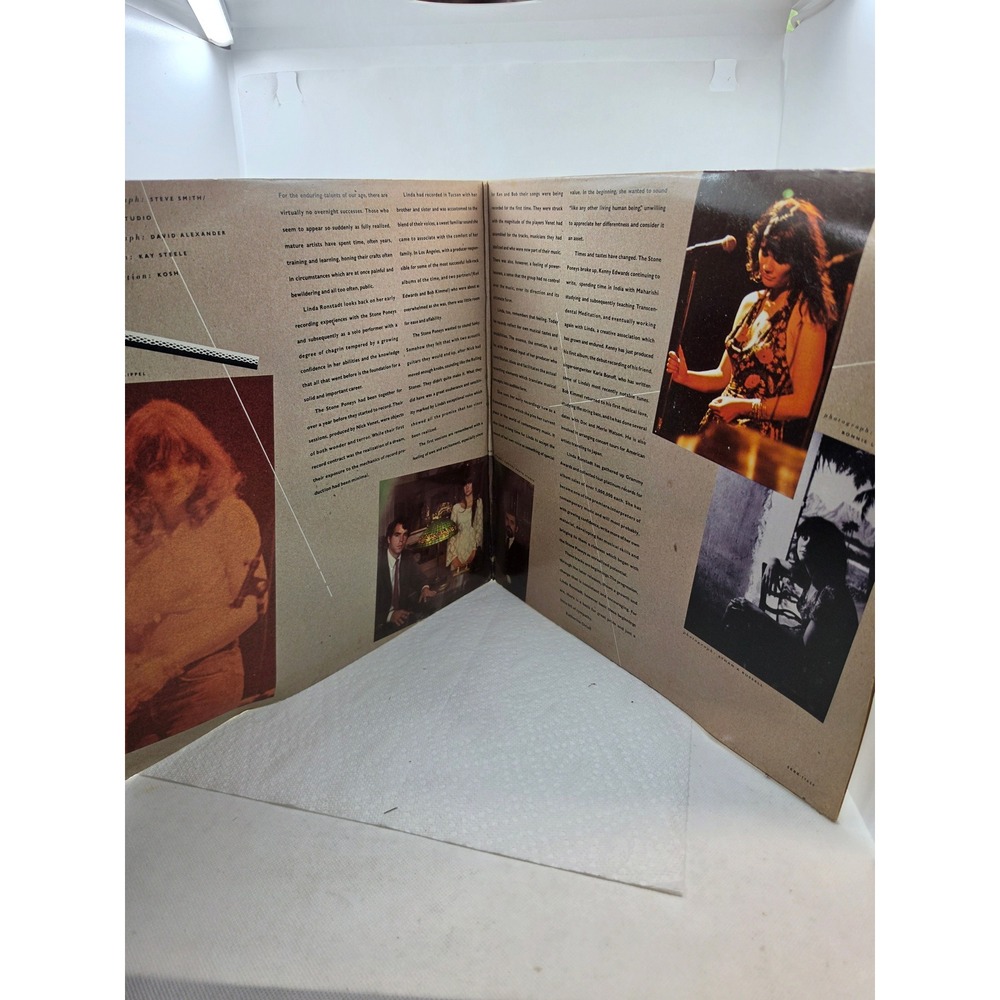 Linda Ronstadt A Retrospective Vinyl LP 2-Record Set Capitol SKBB-11629 1977 VG - Picture 3 of 10